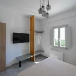 Marvarit Villa *