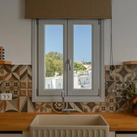 Marvarit Villa *